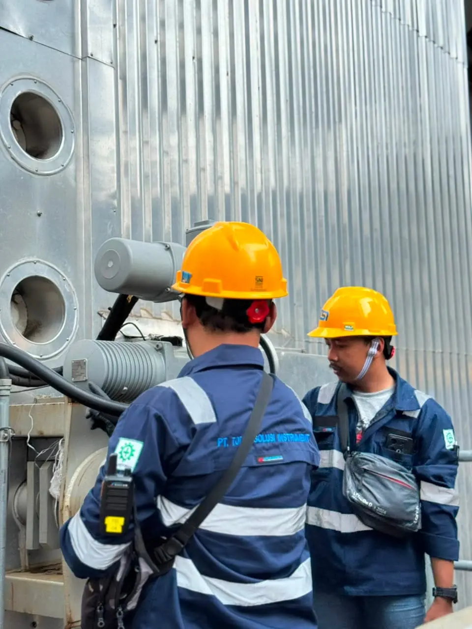 Teknisi TSI installation & commissioning aktuator auma di PT Bhimasena Indonesia, Batang