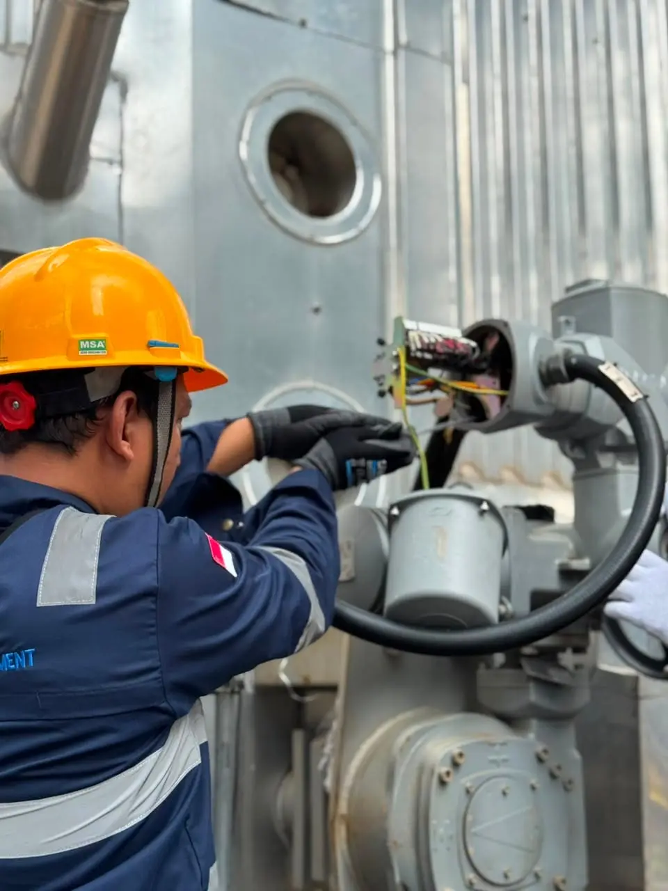 Teknisi TSI installation & commissioning aktuator auma di PT Bhimasena Indonesia, Batang