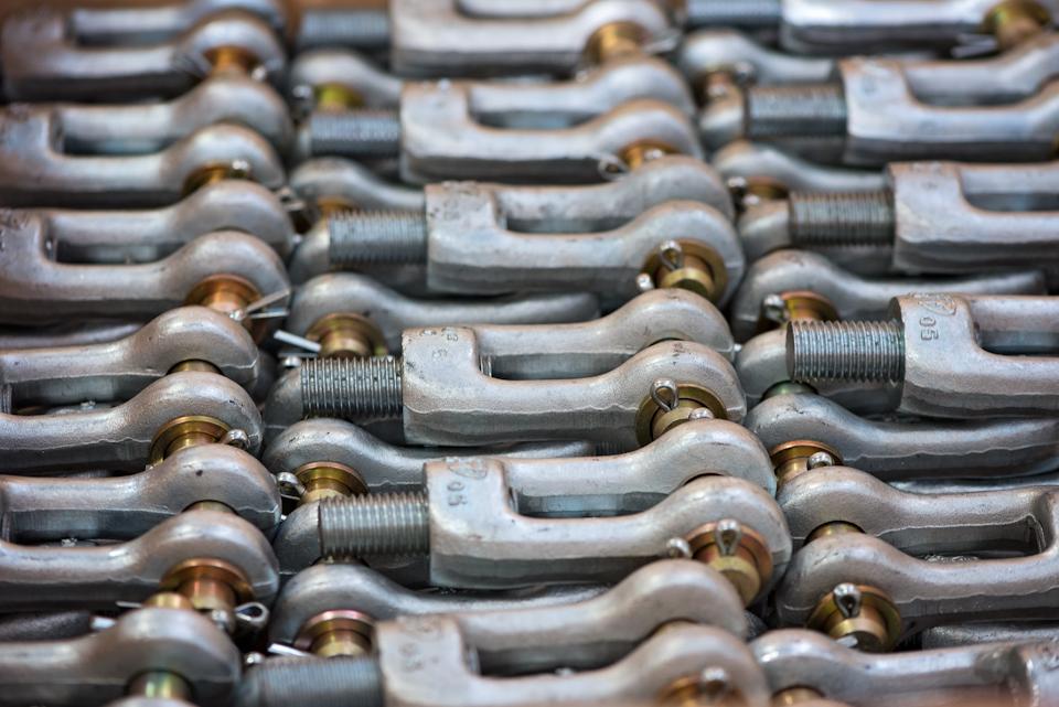 LISEGA threaded clevis type 61 dengan stud bolt type 67