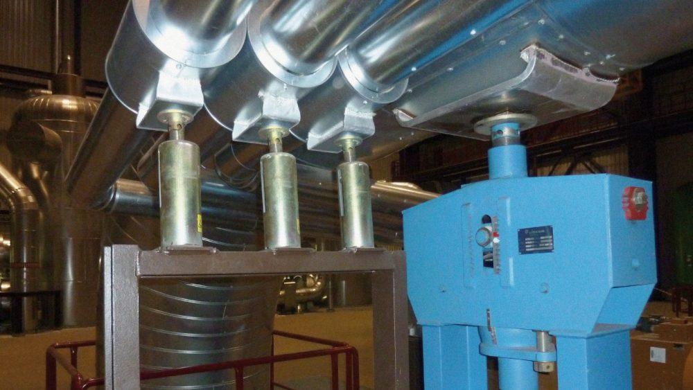 Slide plates LISEGA di bawah pipe support