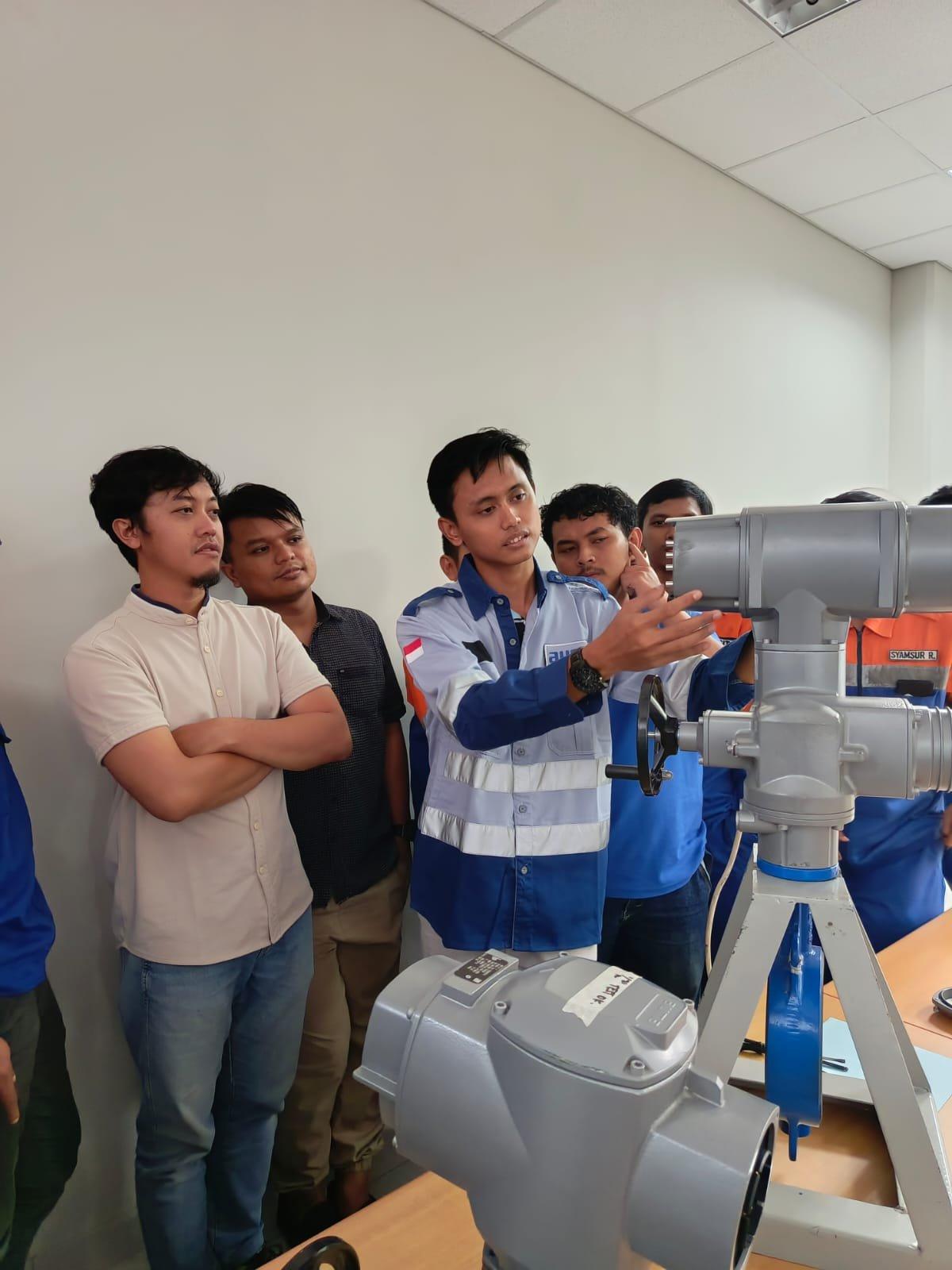 Sesi training AUMA oleh tim TSI di Jepara