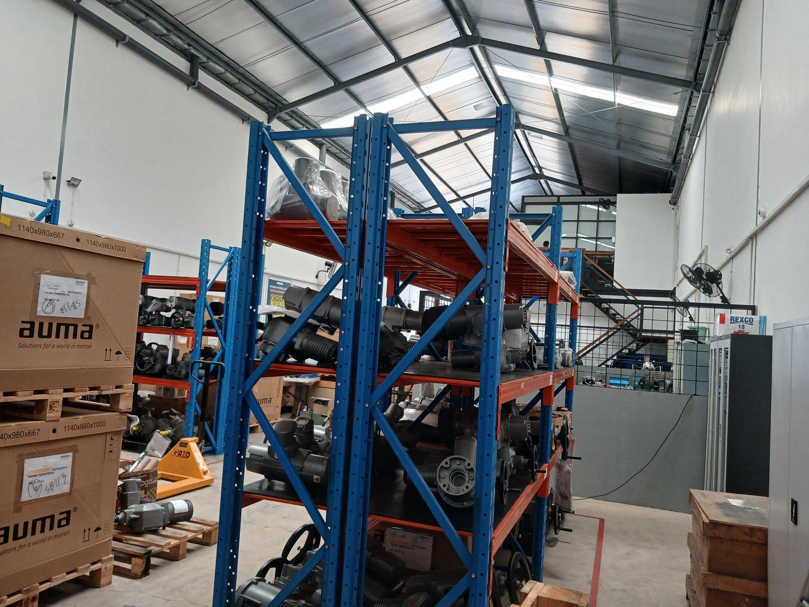 Stok produk AUMA di gudang TSI
