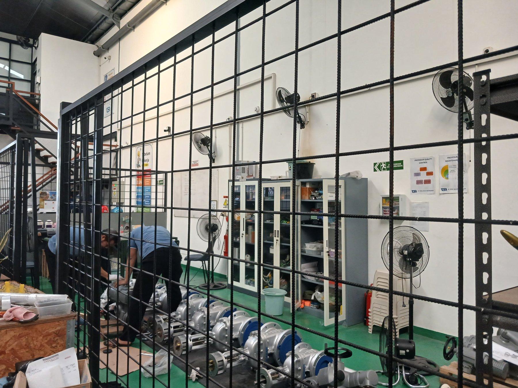 Service aktuator di workshop TSI